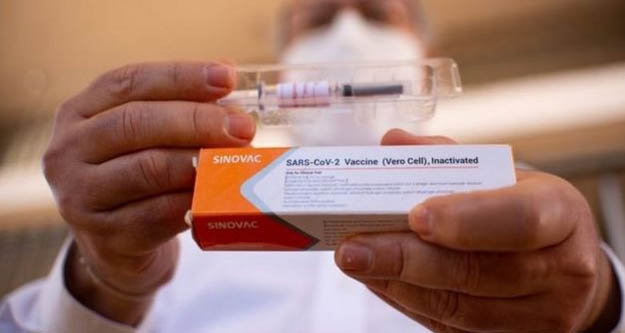 Endonezya, Covid-19 aşısının ilk sevkiyatını teslim aldı
