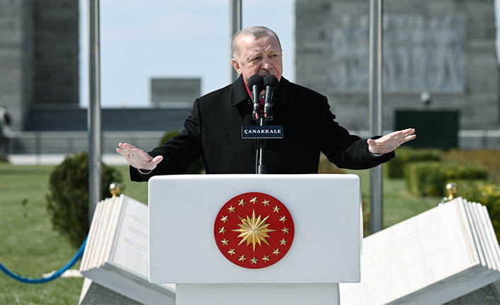 Cumhurbaşkanı Erdoğan:  Haçlı zihniyetine karşı hilalin zaferi