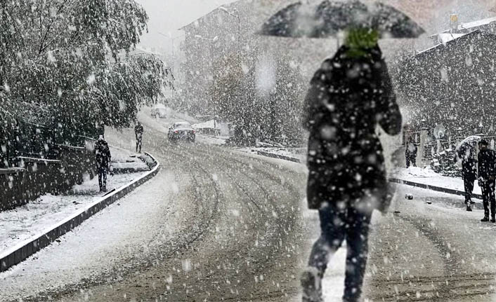 İstanbul'da kar yağmaya başladı