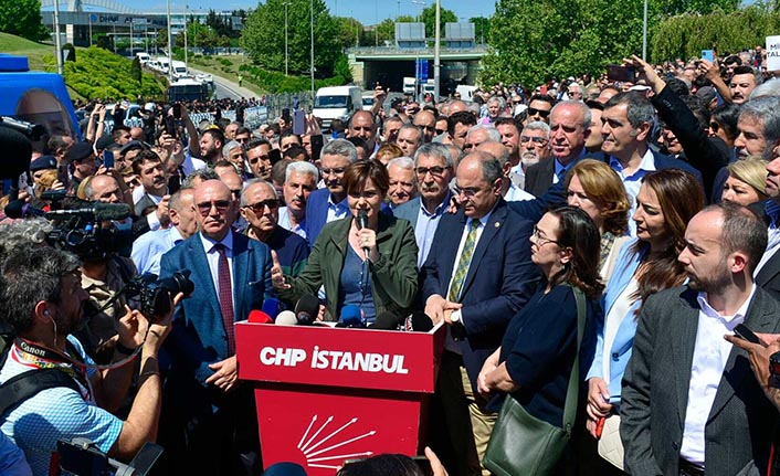 CHP Heyeti Atatürk Hava limanı'nda