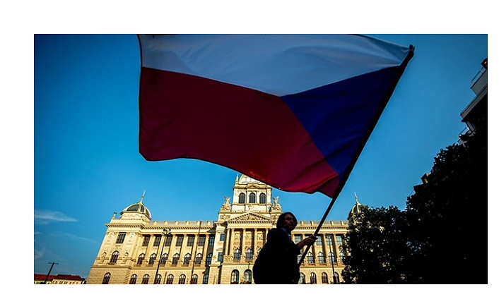 Çekya'dan Rusları hedef alan yeni karar