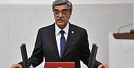 MHP eski Milletvekili Mehmet Necmettin Ahrazoğlu hayatını kaybetti