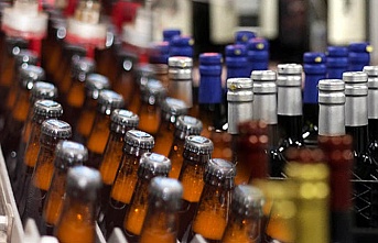 İzmir'de kaçak alkol baskını