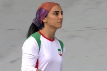 İ﻿ranlı kadın tırmanışçı: Şampiyonada başörtümü kazara düşürdüm