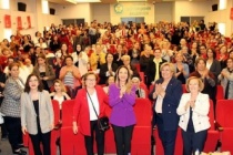 Üye olduklarından habersiz 200 kadın AKP'den istifa etti!