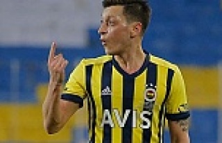 Türkiye kupası maçında Mesut Özil'in ilk...