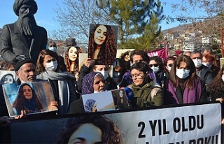 Kadınlar Gülistan  Doku için eylem yaptı