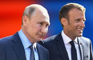 Putin’den Macron’a tebrik mesajı