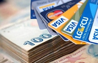 Kredi kartı borcu 32 milyarı aştı