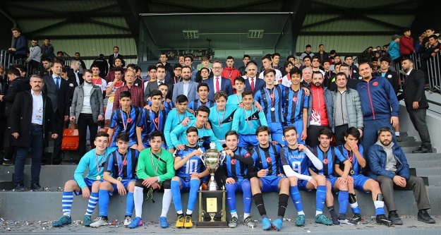 Başakşehir Gençlik Oyunları sona erdi