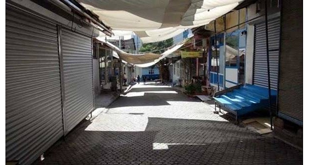 Mersin'de iş yerleri kapalı olan esnafın su borcunu belediye ödeyecek