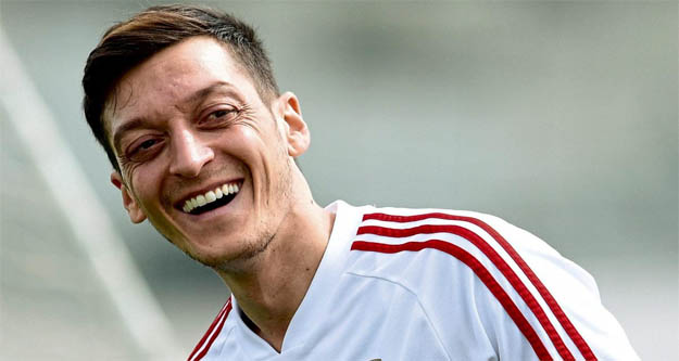 Mesut Özil: Bazlamayı hazır et acıktım