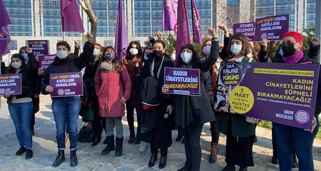 Las tesis dansıyla protesto yapılan kadınların duruşması 10 Nisana ertelendi