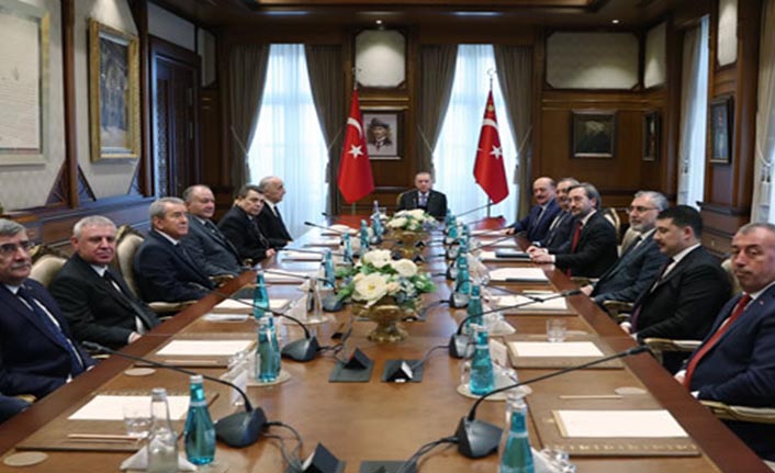 Cumhurbaşkanı Erdoğan, Türk-İş heyetini ile görüştü