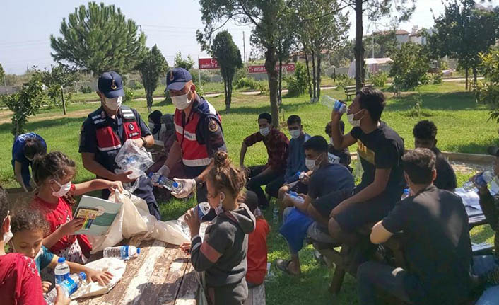 İzmir'de 749 kaçak göçmen yakalandı