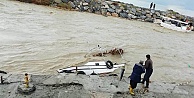 Balıkçıların barınağa sığınmasına izin verilmedi: 4 tekne battı, 1 tekne kayıp