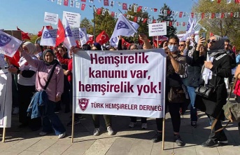 Hemşirelerden Ankara'da eylem: Bu sistem içinde mutsuzuz!