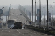 Ukrayna, Herson'da kritik köprüyü vurdu
