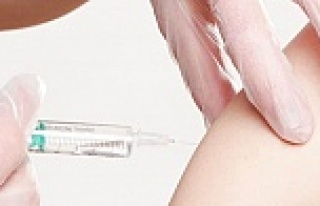 3 Günde 650 bin sağlık çalışanı aşı oldu