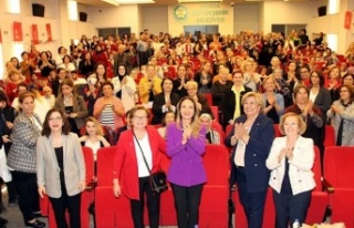 Üye olduklarından habersiz 200 kadın AKP'den...